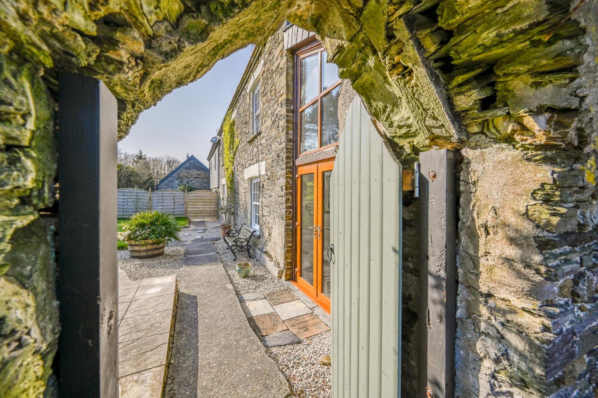 Polean Farm Cottages - With Free Animal Feeding And Pony Rides And Free Access To A Nearby Pool Looe Exteriér fotografie